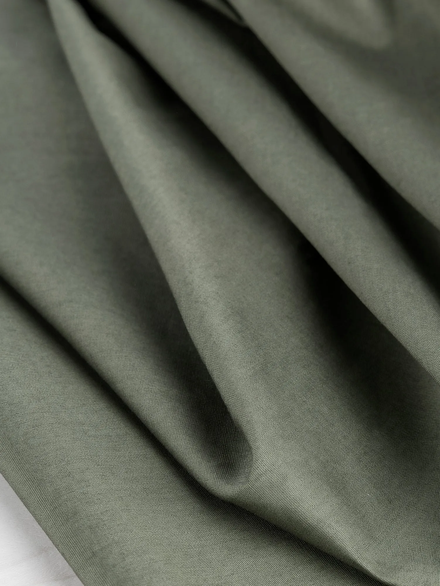 Lightweight Silky Cotton Poplin - Olive - Swatch