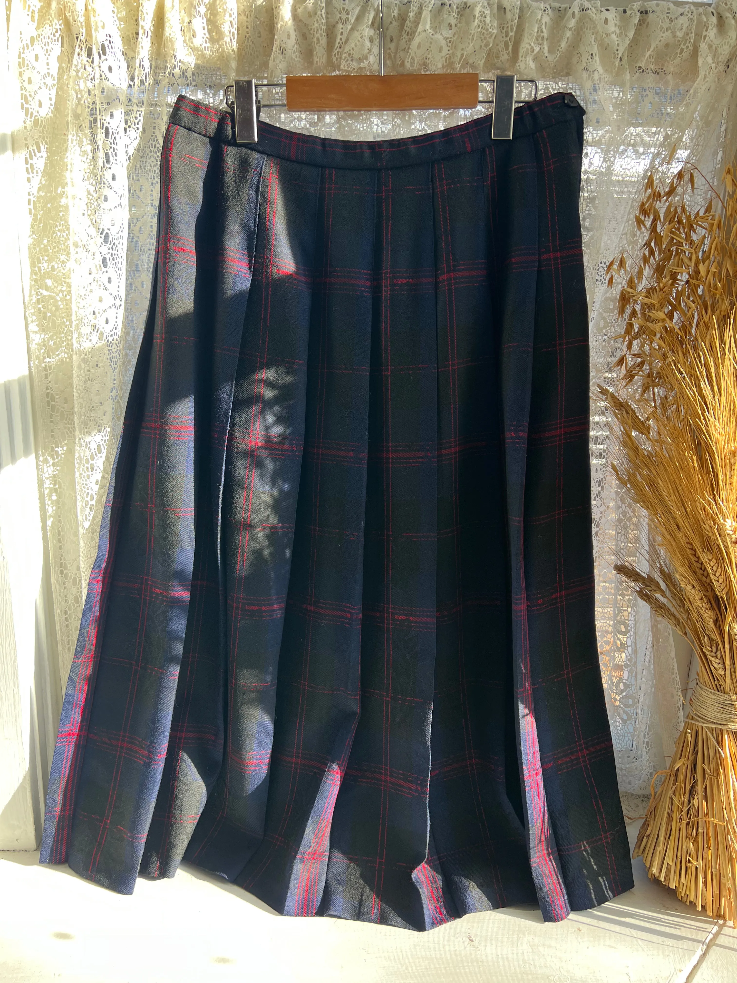 Vintage 80's 100% Wool Plaid Pendleton Pleated Skirt